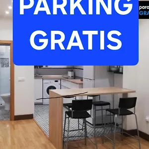 Apto El Clavo-con Parking Gratis Appartement